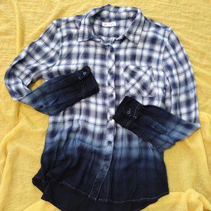 beachlunchlounge Blue and White Plaid Button Down Shirt